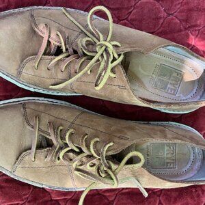 Frye Essex Low Shoes